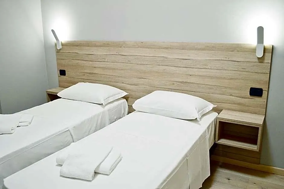 Miu Hotel-1